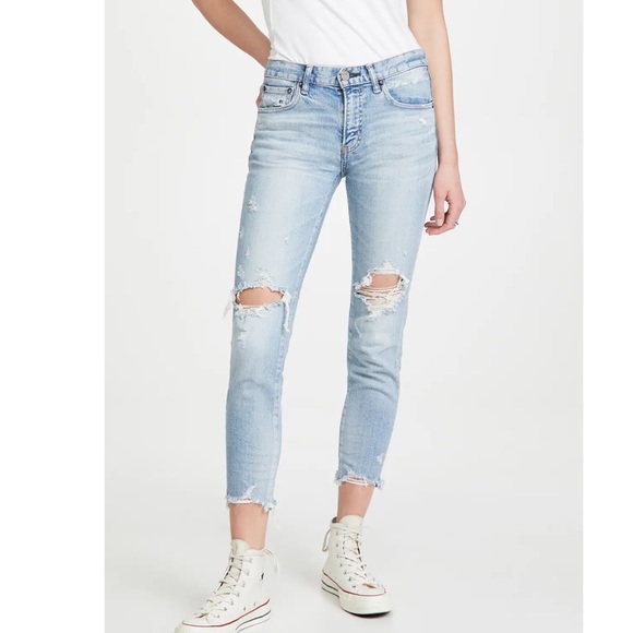 Moussy Vintage Altawoods Cropped Distressed Tapered Jeans - Picture 2 of 11
